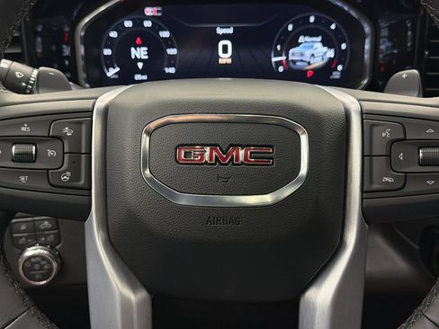 Used 2026 GMC Sierra 1500 SLT w/ SLT Convenience Package AWD/4WD image 28