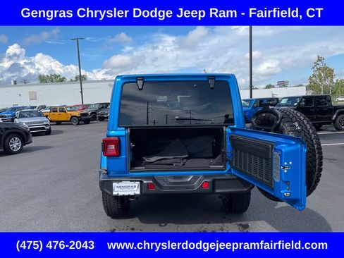 Certified 2025 Jeep Wrangler Unlimited Sahara AWD/4WD image 30