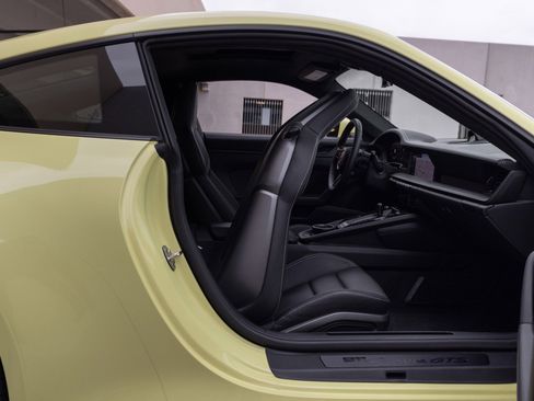 Used 2026 Porsche 911 Carrera GTS image 67