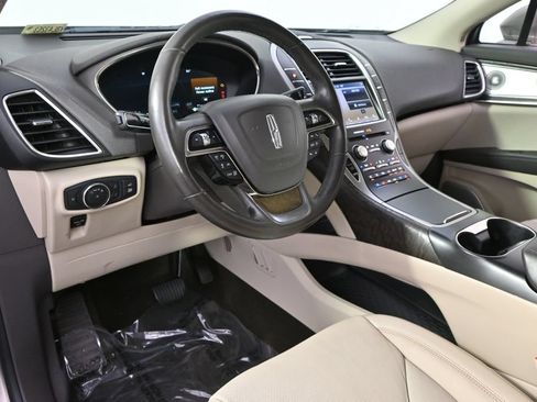 Used 2019 Lincoln Nautilus Reserve w/ Ultimate Package AWD/4WD image 12