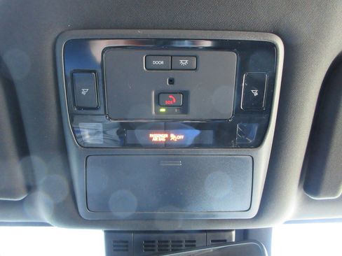 New 2026 Lexus TX 500h AWD image 18