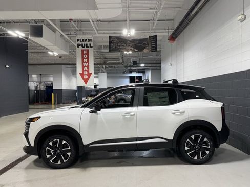 New 2026 Nissan Kicks SV w/ Cold Weather Package AWD/4WD image 27