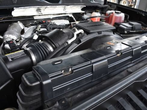 Used 2020 Chevrolet Silverado 2500 LTZ w/ LTZ Premium Package AWD/4WD image 21