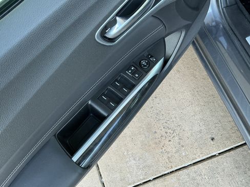 Used 2020 Acura TLX w/Technology Pkg image 15