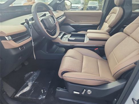 New 2026 Lincoln Navigator Black Label image 13