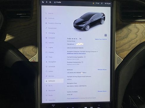 Used 2019 Tesla Model X image 12