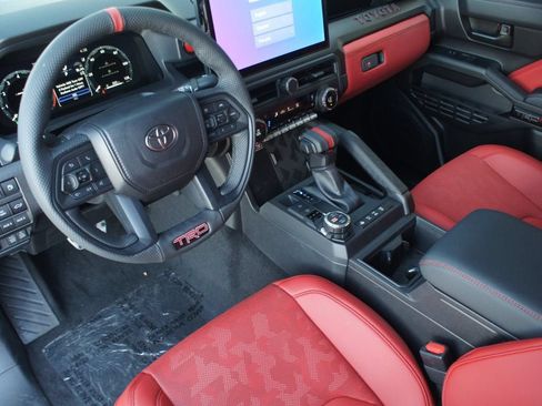Certified 2026 Toyota Tacoma TRD Pro AWD/4WD image 26