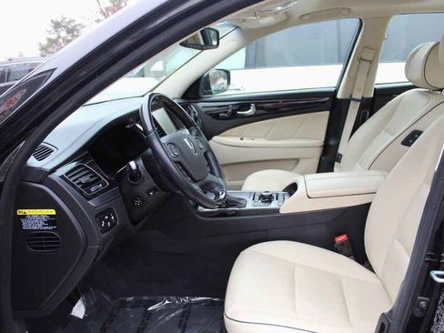 Used 2016 Hyundai Equus Signature image 23