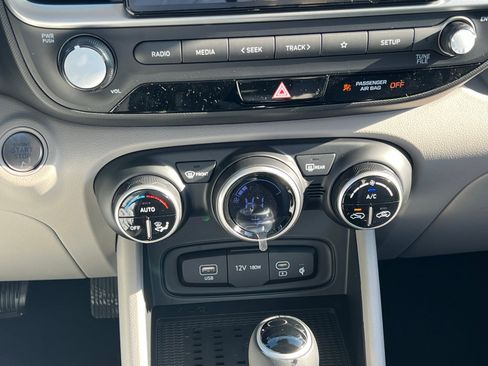 New 2026 Hyundai Venue SEL image 31