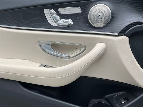 Used 2023 Mercedes-Benz E 350 4MATIC Sedan image 21