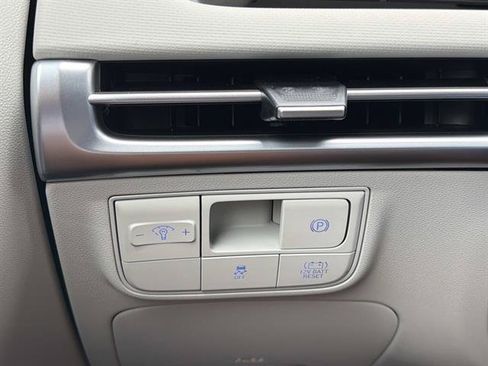 New 2026 Hyundai Tucson Blue SE AWD/4WD image 24