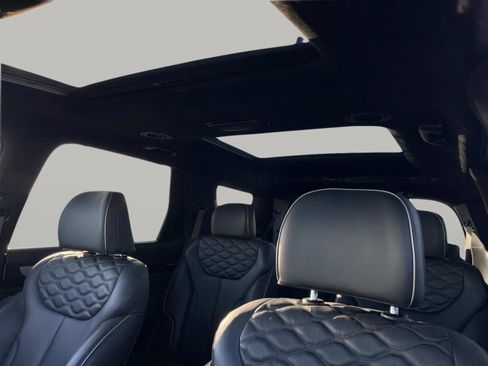 Used 2022 Hyundai Palisade Calligraphy image 38