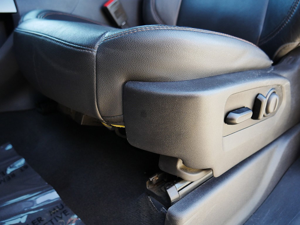 Used 2021 GMC Sierra 1500 AT4 w/ AT4 Premium Package AWD/4WD image 12