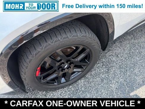 Used 2020 Chevrolet Traverse Premier w/ Redline Edition AWD/4WD image 11