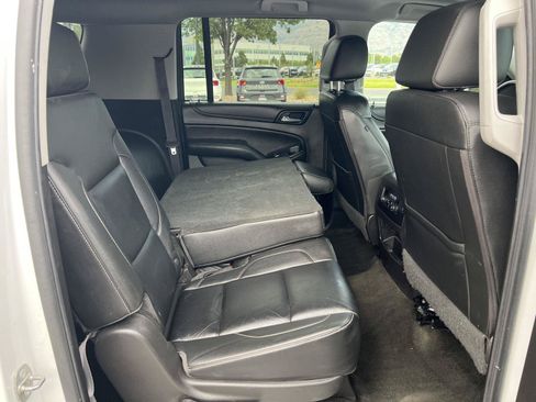 Used 2017 Chevrolet Suburban LT AWD/4WD image 25
