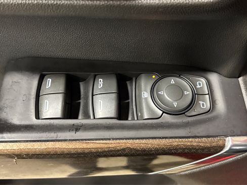 Used 2019 Chevrolet Silverado 1500 LT w/ All-Star Edition image 16