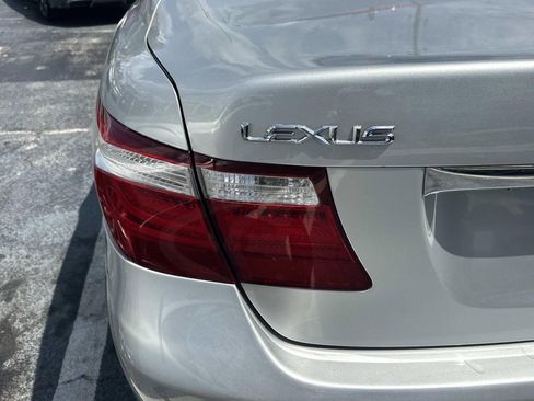 Used 2008 Lexus LS 460 RWD image 7