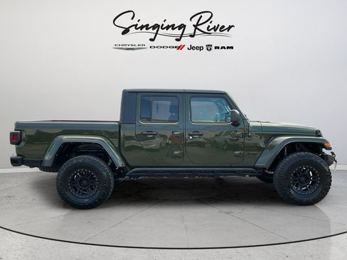Used 2021 Jeep Gladiator Sport AWD/4WD image 8