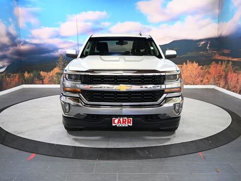 Used 2018 Chevrolet Silverado 1500 LT w/ LT Eassist Package image 2