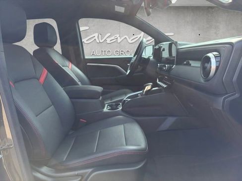 Used 2024 Chevrolet Colorado Z71 w/ Z71 Convenience Package 2 image 24