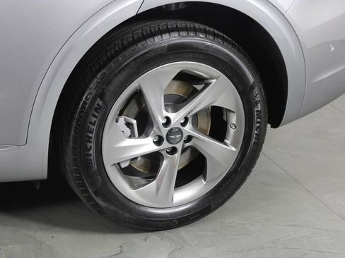 Used 2026 Genesis GV70 2.5T Advanced AWD/4WD image 11