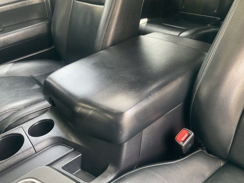Used 2018 Toyota Sequoia TRD Sport AWD/4WD image 18