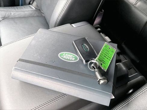 Used 2024 Land Rover Defender 110 S image 35