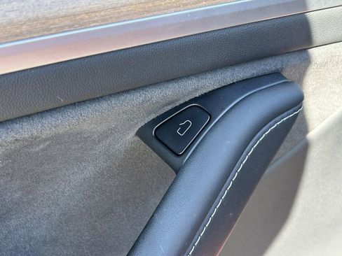 Used 2023 Tesla Model Y Long Range image 24