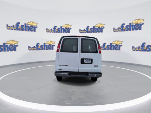 Certified 2024 GMC Savana 2500 1WT w/ Driver Convenience Package image 7