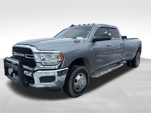 Used 2022 RAM 3500 Big Horn image 23