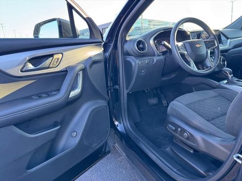 Used 2022 Chevrolet Blazer LT image 13