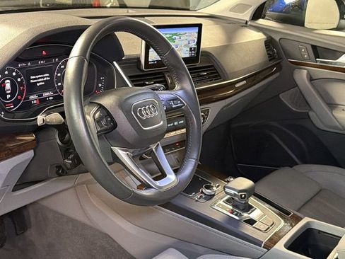 Used 2020 Audi Q5 Prestige image 27