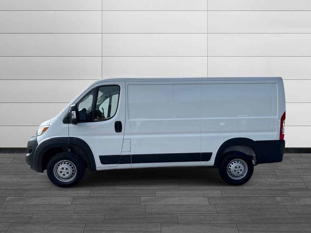 Used 2025 RAM ProMaster 2500 w/ Convenience Group FWD image 6