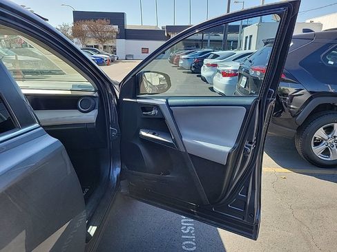 Used 2017 Toyota RAV4 XLE image 10