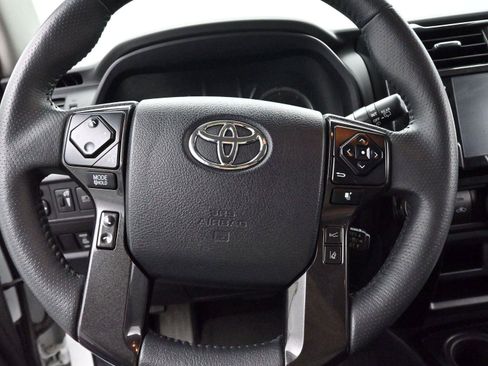 Used 2024 Toyota 4Runner TRD Off-Road image 18