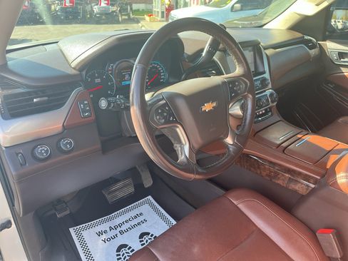 Used 2017 Chevrolet Tahoe Premier image 12
