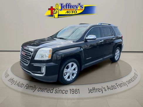 Used 2017 GMC Terrain SLT FWD image 1