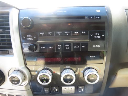 Used 2008 Toyota Sequoia Limited RWD image 26