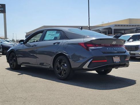 New 2026 Hyundai Elantra Sport FWD image 25