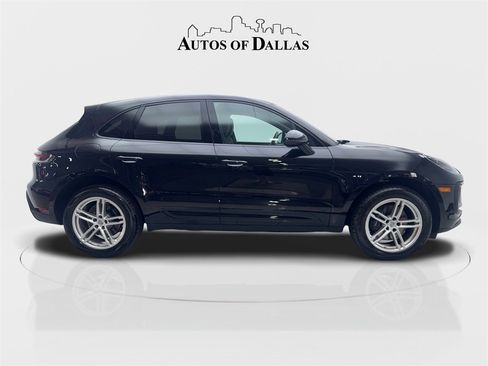 Used 2023 Porsche Macan image 10