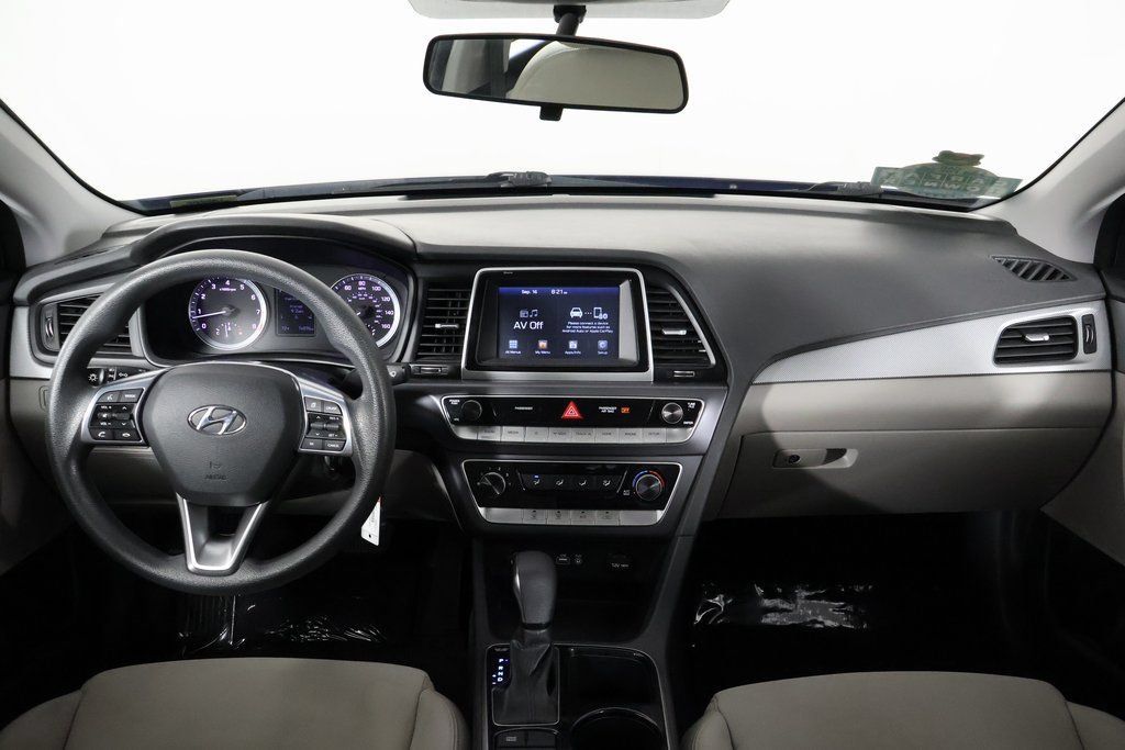 Used 2018 Hyundai Sonata SE FWD image 8