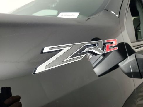 New 2026 Chevrolet Silverado 2500 ZR2 AWD/4WD image 13