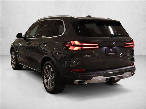 New 2026 BMW X5 xDrive40i AWD/4WD image 8