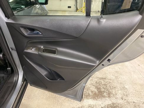 Used 2023 Chevrolet Equinox LT image 15