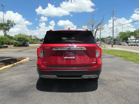 Used 2020 Ford Explorer XLT w/ Equipment Group 202A RWD image 7