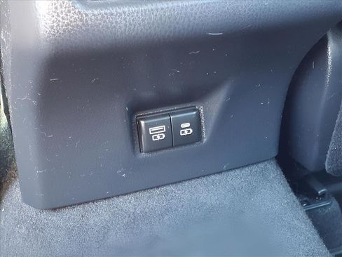 Used 2025 Toyota Camry SE image 22