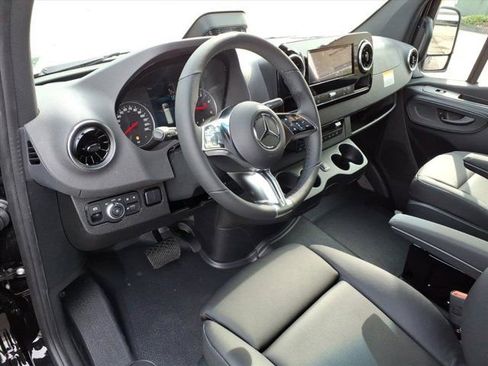 New 2026 Mercedes-Benz Sprinter 2500 image 13