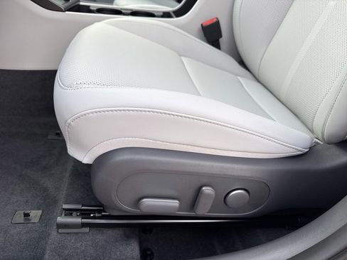New 2026 Hyundai Kona SEL Premium FWD image 11