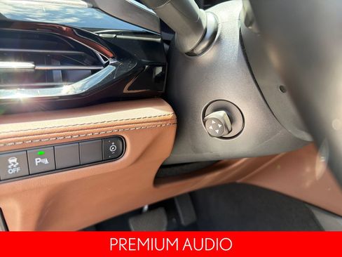 Used 2023 Acura MDX SH-AWD w/ Advance Package image 18