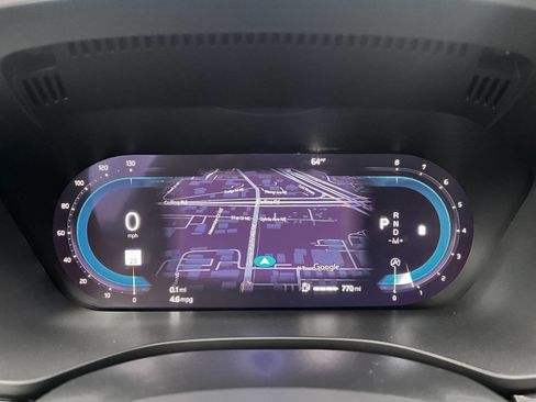 Used 2025 Volvo XC60 B5 Plus image 11